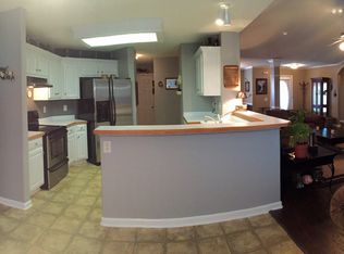 48 Pinkston Oaks Cir, Winder, GA 30680