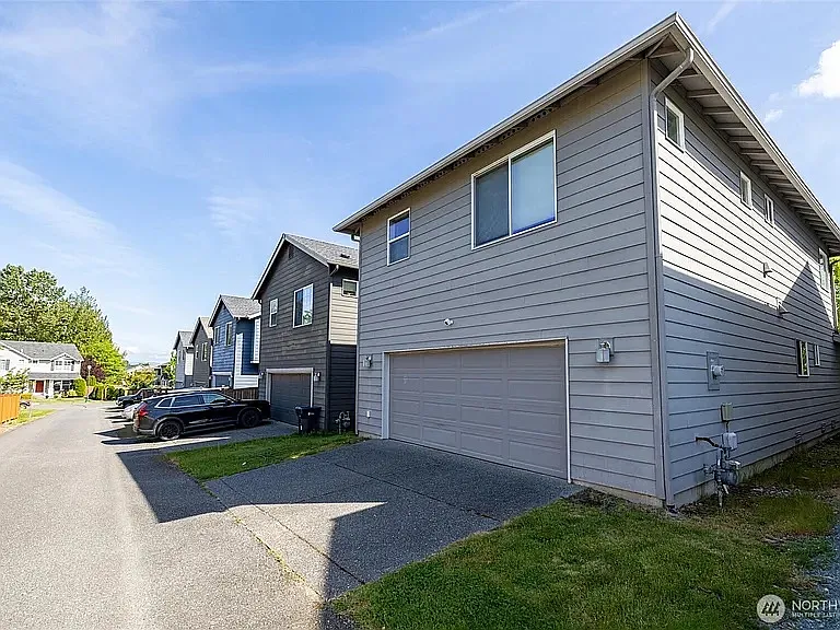 709 Crested Butte Blvd — Photo 5