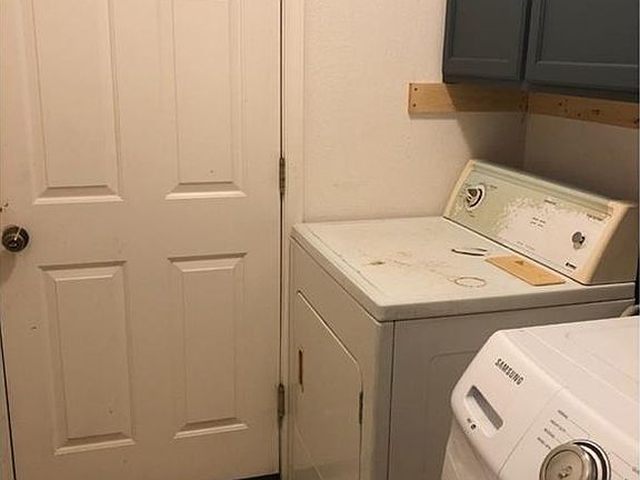 5th image of 576 Havasu Ln