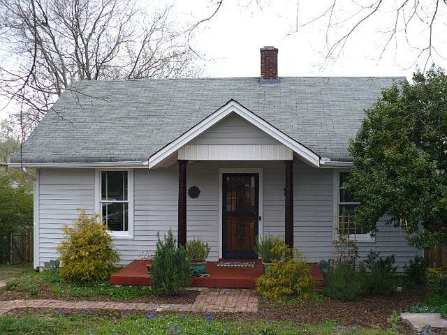 924 Waldkirch Avenue