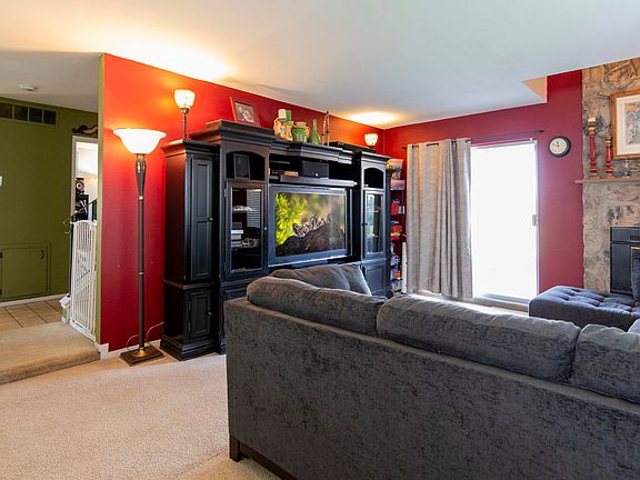 3rd image of 26469 Mulanax Dr