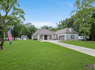 8235 Belle Helene Dr, Denham Springs, LA 70726