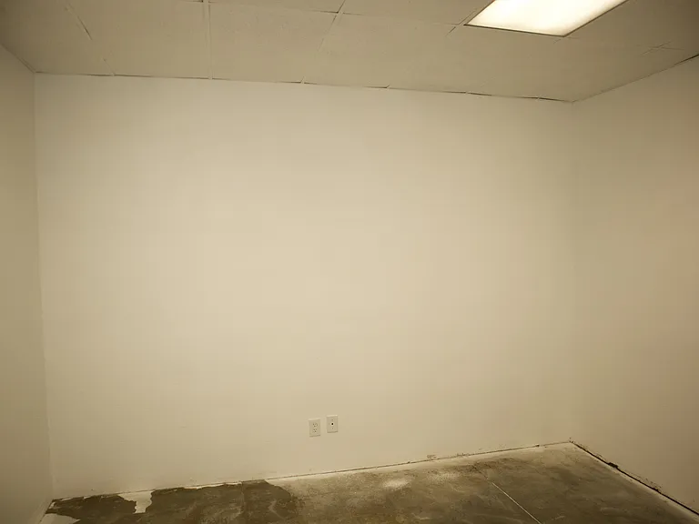 3732 W Century Blvd #10 — Photo 12