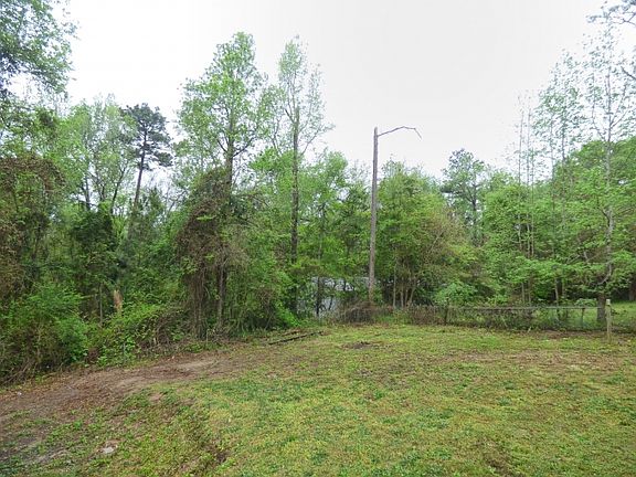 2nd image of 39 Magnolia Dr