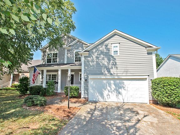 3rd image of 2805 Robyns Glen Dr