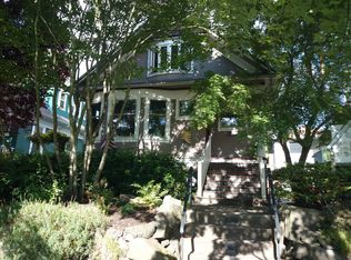 2455 5th Ave W, Seattle, WA 98119