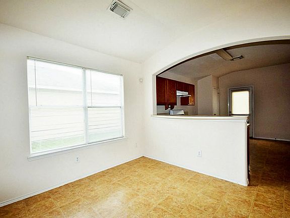 5th image of 18707 Prairie Larkspur Dr