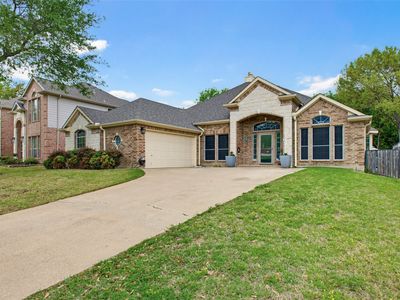 8 Whispering Bend Ct, Mansfield, TX, 76063
