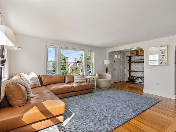 4th image of 85 Prospect Hill Dr