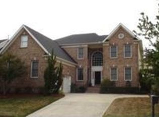 8941 Winged Thistle Ct, Raleigh, NC 27617