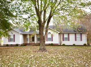 20 Ward Rd, Loretto, TN 38469