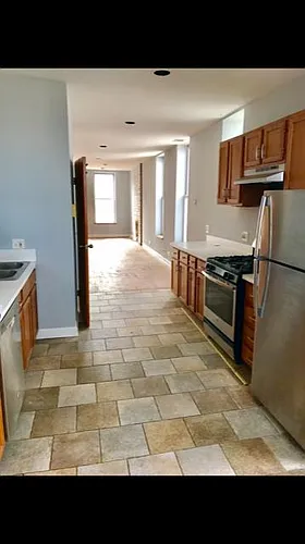350 W Wendell St #4 Photo 1