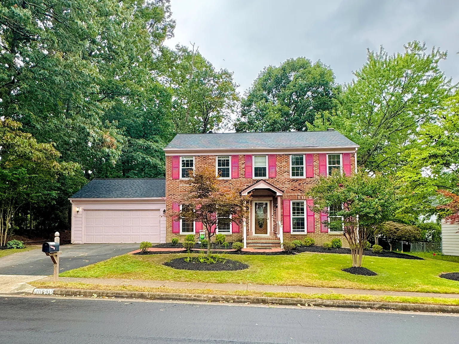 10691 John Ayres Dr — Photo 1