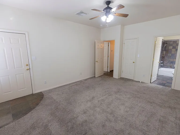 1635 Spruce Ave — Photo 24