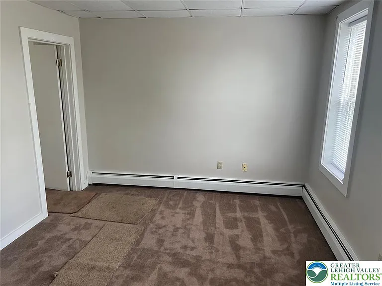 431 Maple St — Photo 10