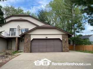 2766 21st St NW, New Brighton, MN 55112