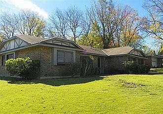 3934 McCain Ln