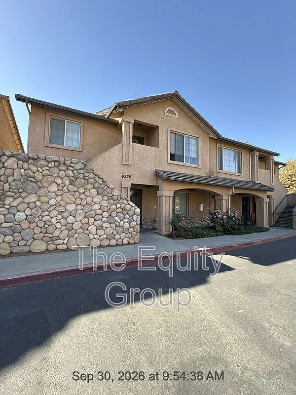 2 bed, 2.0 bath, 980 sqft, $1,450 — Photo 1