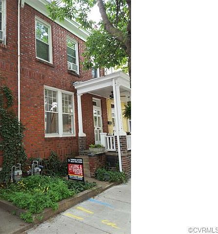 1st image of 7 S Mulberry St