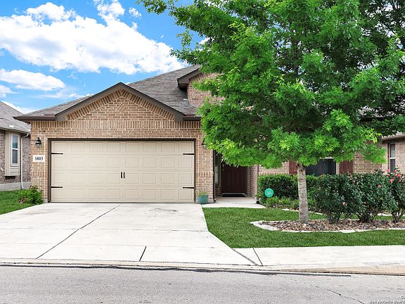 2nd image of 1803 Cedric Ln
