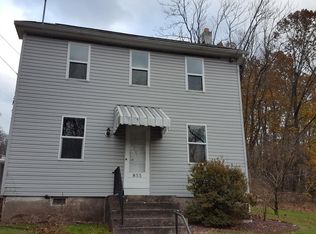 855 E Neversink Rd, Reading, PA 19606