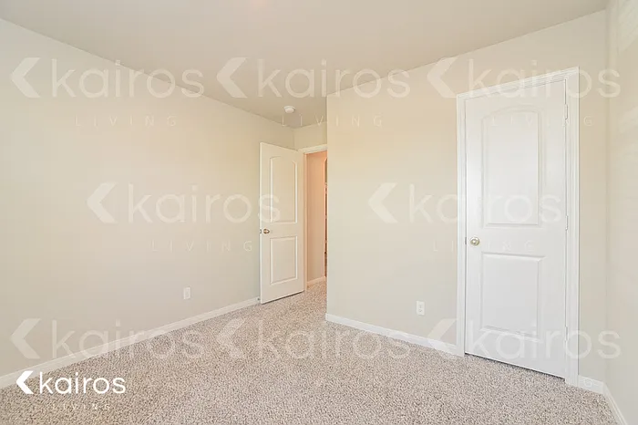 1004 NW 6th St — Photo 11
