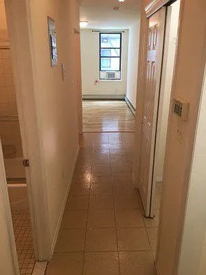 Rented by Bond New York | media 7