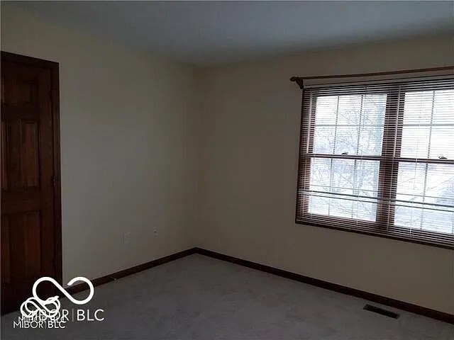 10926 Camden Ct — Photo 9
