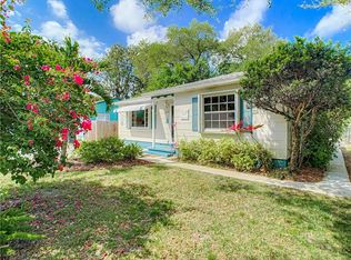 2613 45th St S, Gulfport, FL 33711