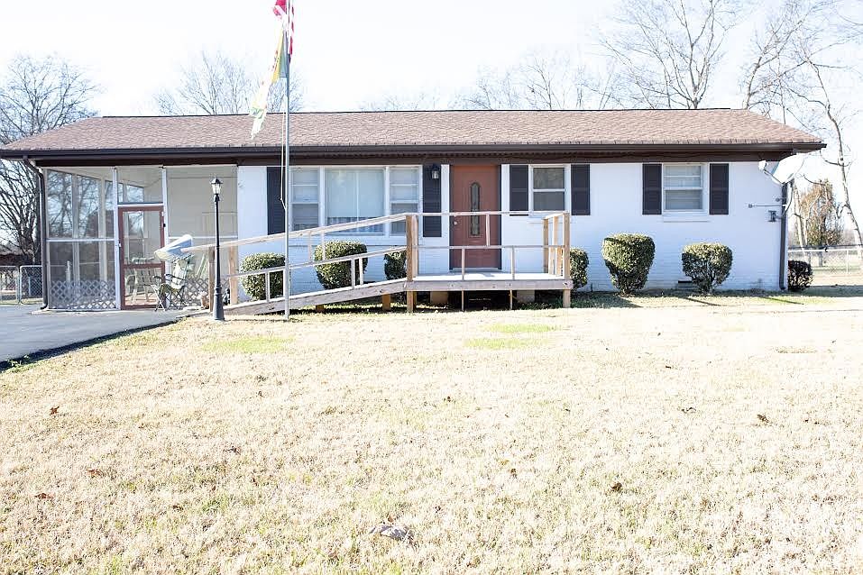 1st image of 2577 Fairfield Pike