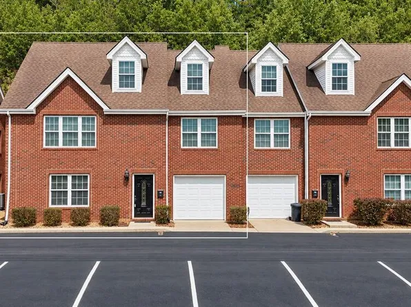 240 Bowles Park Dr #1/202, Pikeville, KY 41501