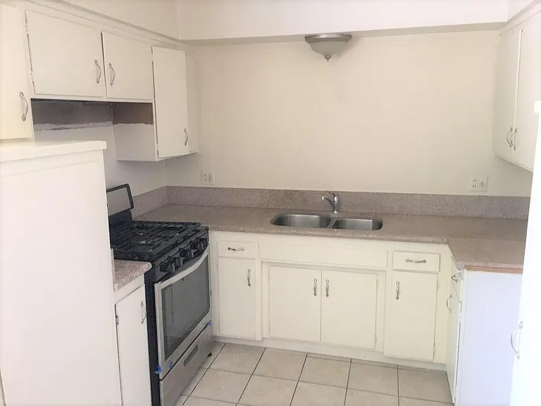 4447 Ocean View Blvd #11 — Photo 3
