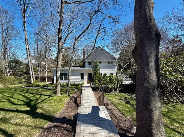 323 Division Street, Sag Harbor, NY 11963