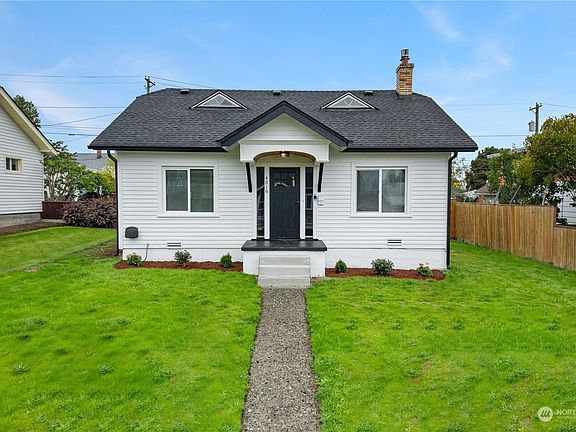 2nd image of 4016 E I Street