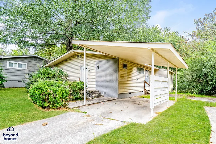 Building Photo - 1225 Birchwood St
