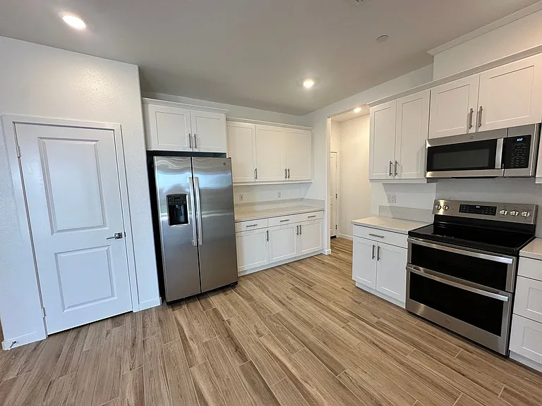 27133 Marimba Ct — Photo 4