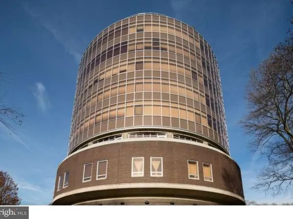 201 N 8th St #1-109, Philadelphia, PA 19106