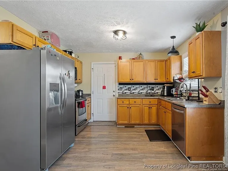 717 Lenoir Dr — Photo 12