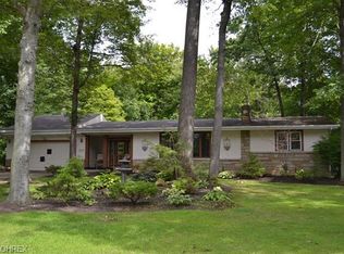 1610 Squaw Creek Dr, Girard, OH