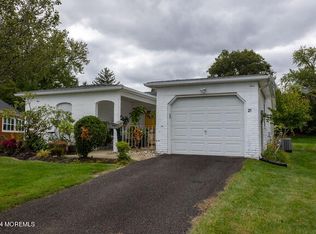 21 Keats Rd, Brick, NJ 08724