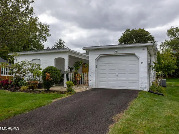 21 Keats Road, Brick, NJ 08724