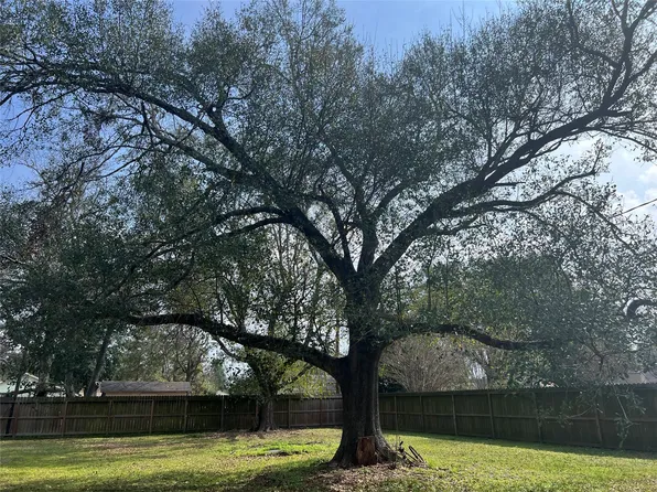 11206 Cedarwood Dr, Humble, TX 77338