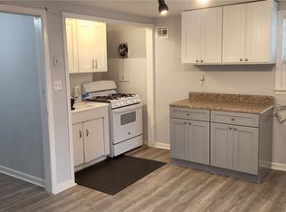 7 Rottkamp St FLOOR 2, Valley Stream, NY 11580