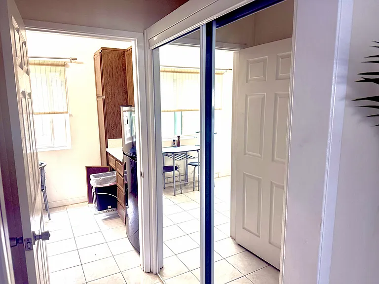 415 Gravilla St #15 — Photo 11