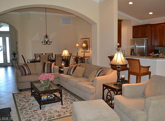 5th image of 9176 Astonia Way