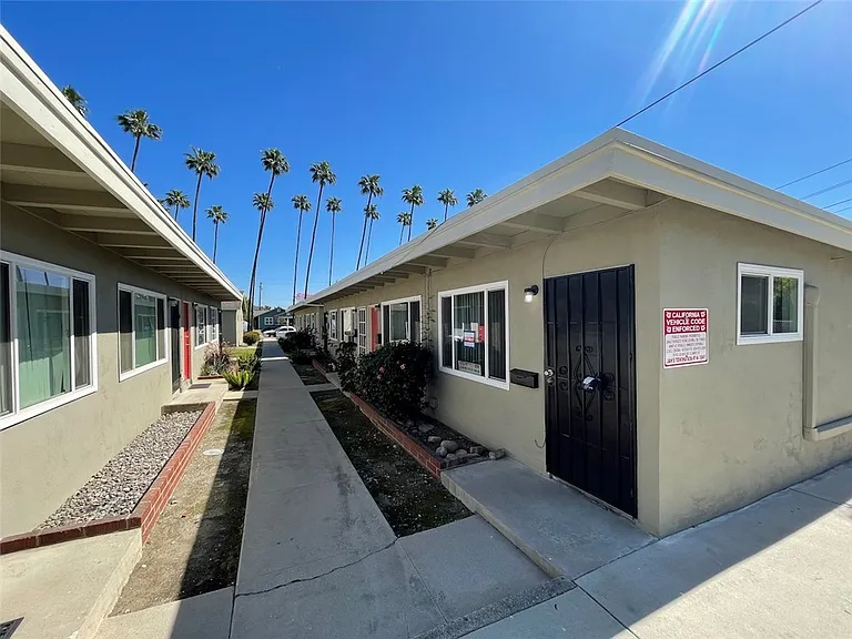 1015 N Azusa Ave #3 — Photo 9