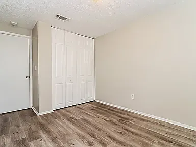 14164 Fennsbury Dr — Photo 9