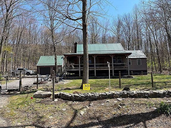2nd image of 562 E Shore Dr
