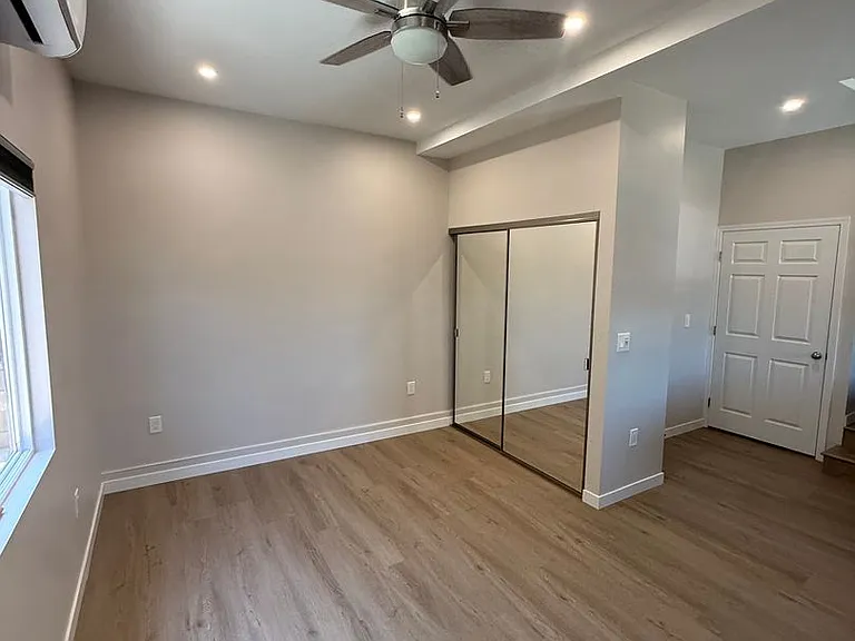1811 Parrot St — Photo 7