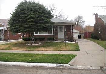 2nd image of 18701 Rogge St